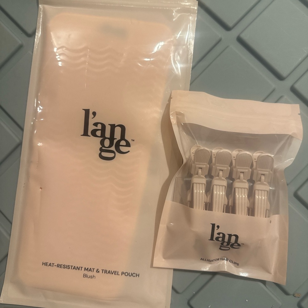 Lange Blush Heat-Resistant Mat and Clip Set